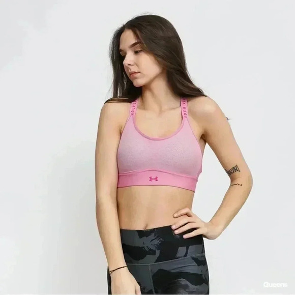 NWOT Under Armour W Infinity Mid Bra  Small/medium - Picture 1 of 7